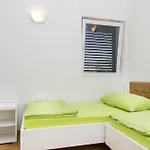 Kula Apartment *