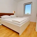 Appartement Kula *