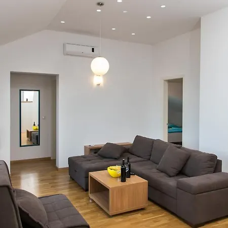 Kula Apartment Janjina
