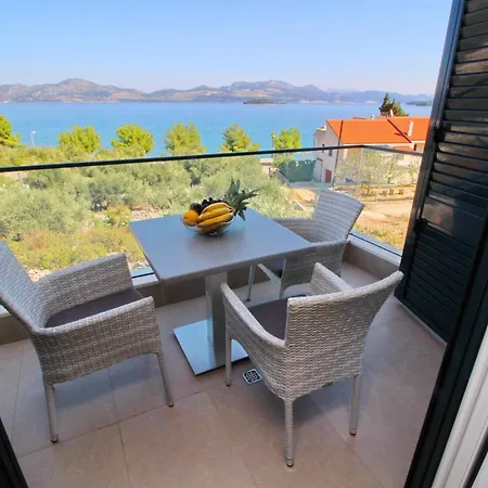 Appartement Kula *